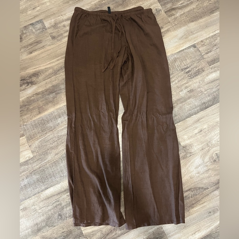 H&M brown wide legged pants. NEVER WORN BEFORE.